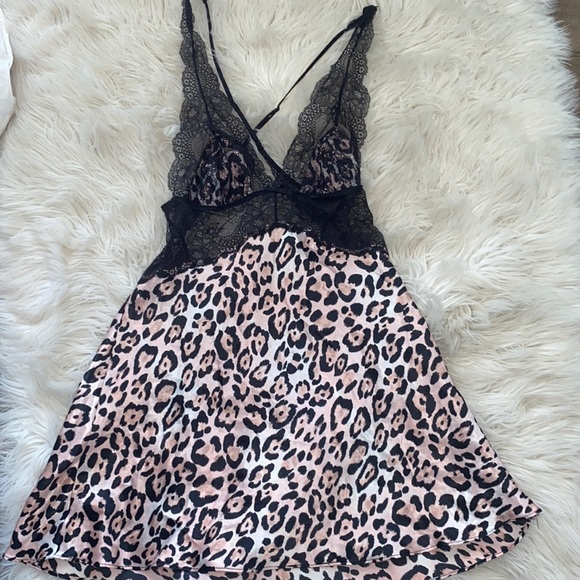 Vintage Victorias Secret pink and black babydoll top